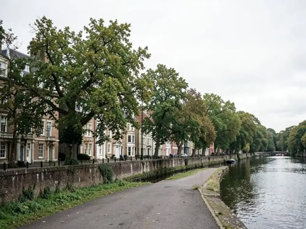 London streets and residential blocks in Richmond upon Thames where we carry out fire risk assessments